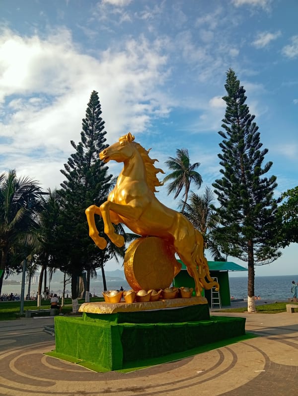 Busy summer morning at Nha Trang's beachfront