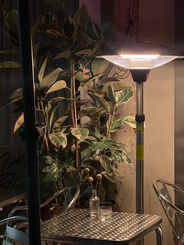 Evening snapshots of daily life across Tel Aviv
