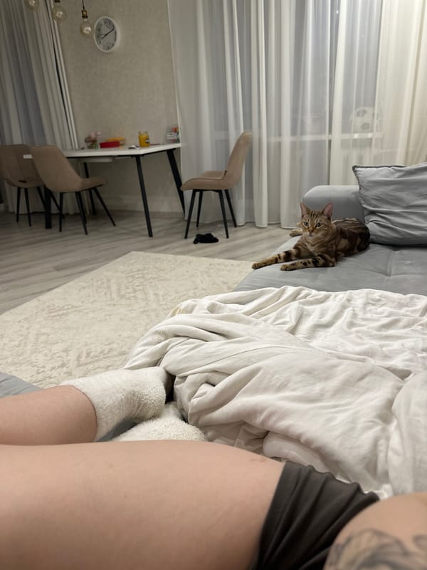 Families document quiet Sunday moments in Chaikovsky, Russia