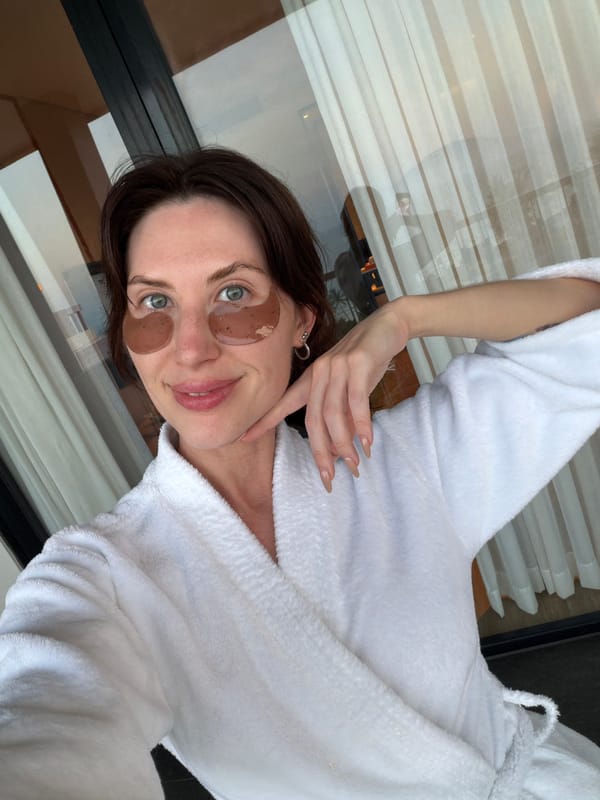 Woman takes balcony selfies at Vietnam coastal resort
