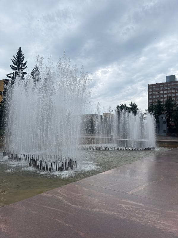 Yekaterinburg square: fountains, Soviet landmarks, and war memorials