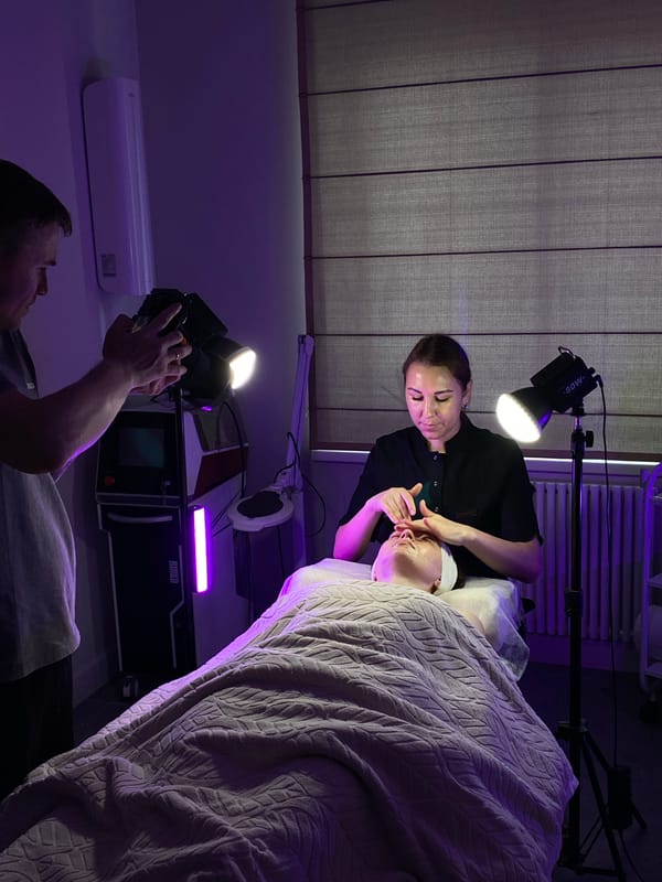 Photography sessions and beauty treatments documented in Izhevsk studios
