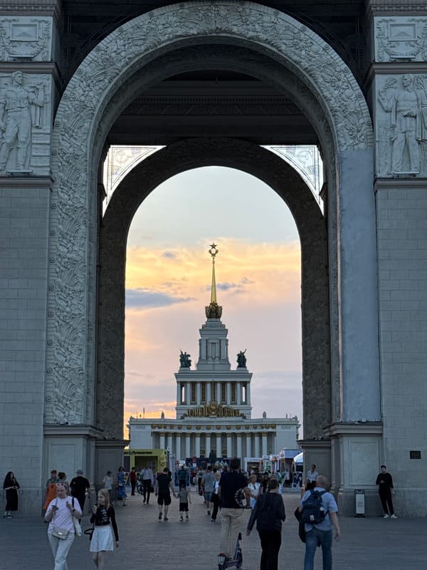 Evening visit to Moscow's VDNKh captures Soviet monuments, fountains