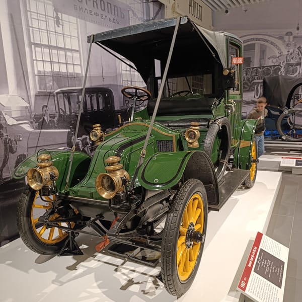 Museum visitor documents early 20th century automobile collection in Russia