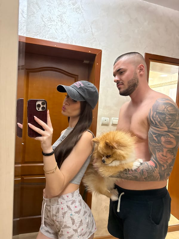 Casual apartment selfies with a Pomeranian in Pazardzhik