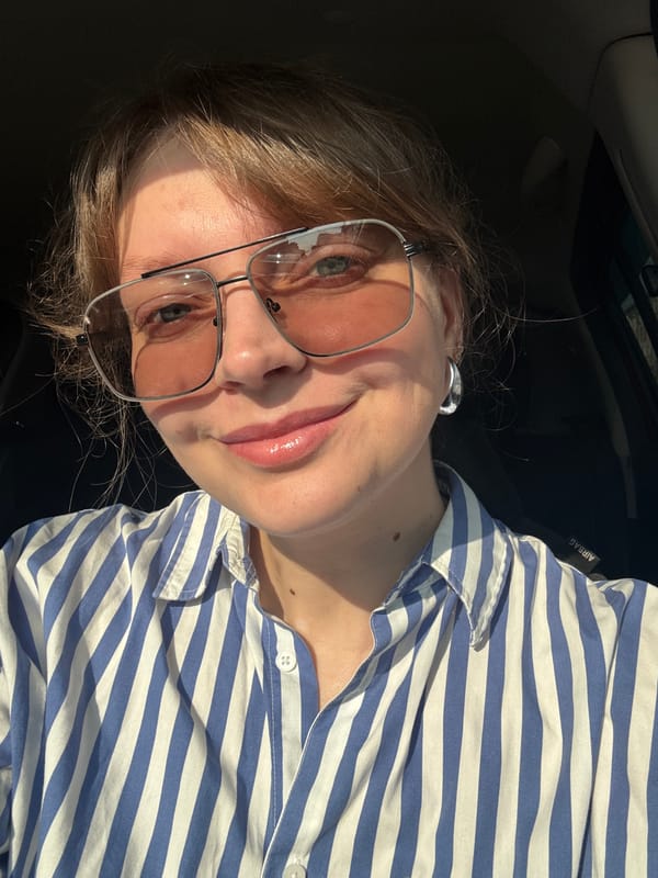 Behind the wheel on a sunny day in Izhevsk