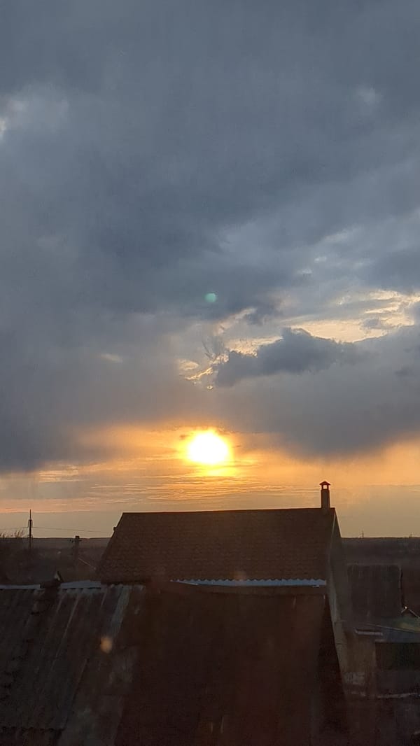 Dramatic sunset observed over Ulyanovsk landscape