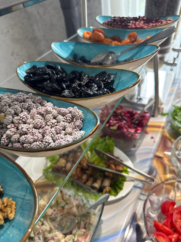 Early morning buffet service documented at Tashkent restaurant