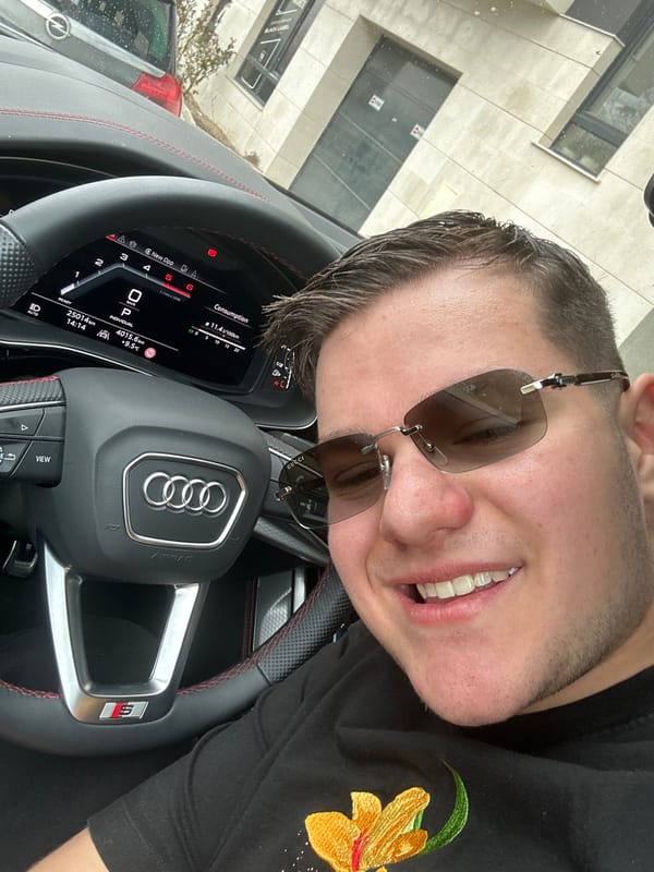 Man photographed in Audi S-model car in Sofia