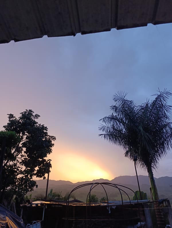 Dusk landscape captured in Timaná, Colombia