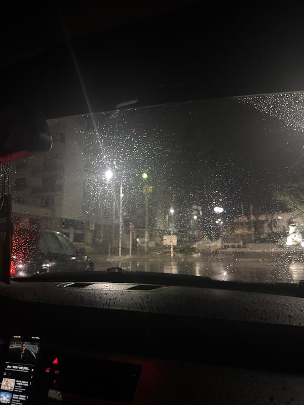 Rainy night conditions observed in Velingrad, Bulgaria