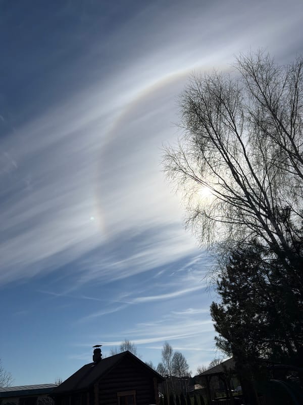 Solar halo observed over Dreiliņi during afternoon gardening