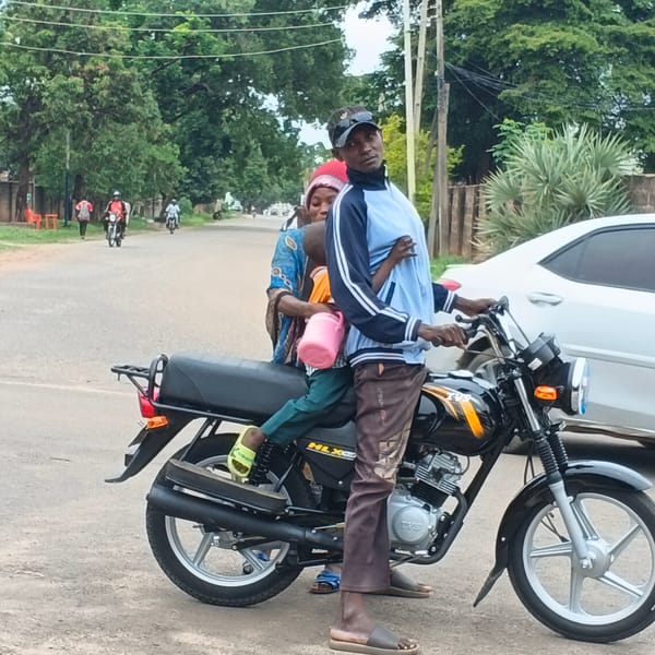 Daily life unfolds on streets of Shaba, Nigeria