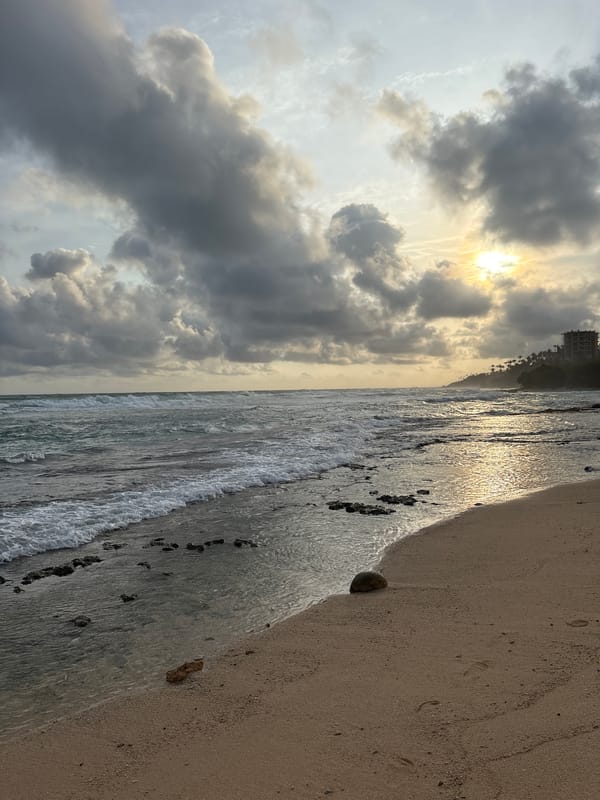 Witness documents stormy coastal conditions in southern Sri Lanka