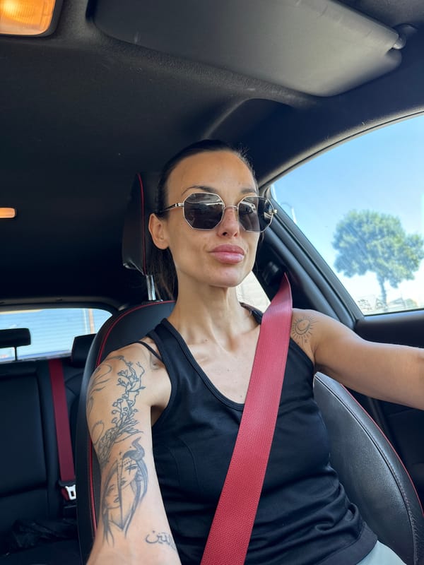 Woman in convertible spotted in Pleven, Bulgaria