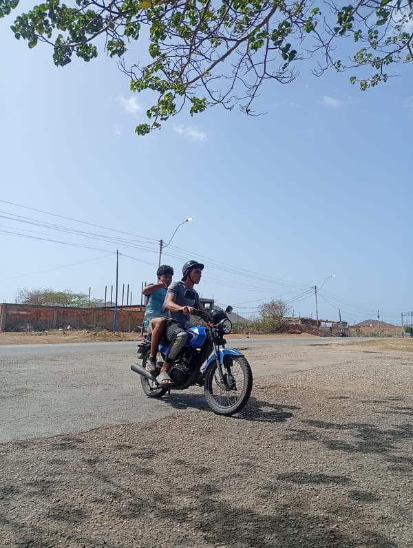 Young man photographed multiple times in Altagracia, Venezuela