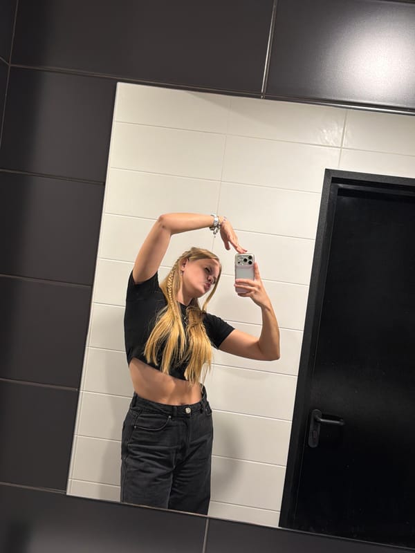 Restroom selfie session and a double rainbow in Izhevsk