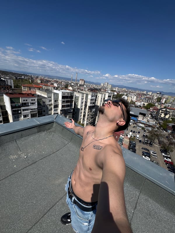 Man spotted on Sofia rooftops in two-hour span