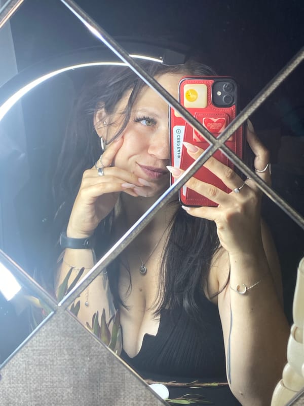 Mirror selfies and portraits in Chaikovsky, one morning