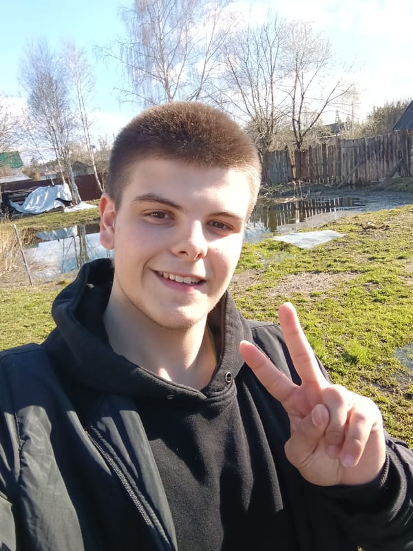 Spring day captured in rural Andreyevo through casual photos