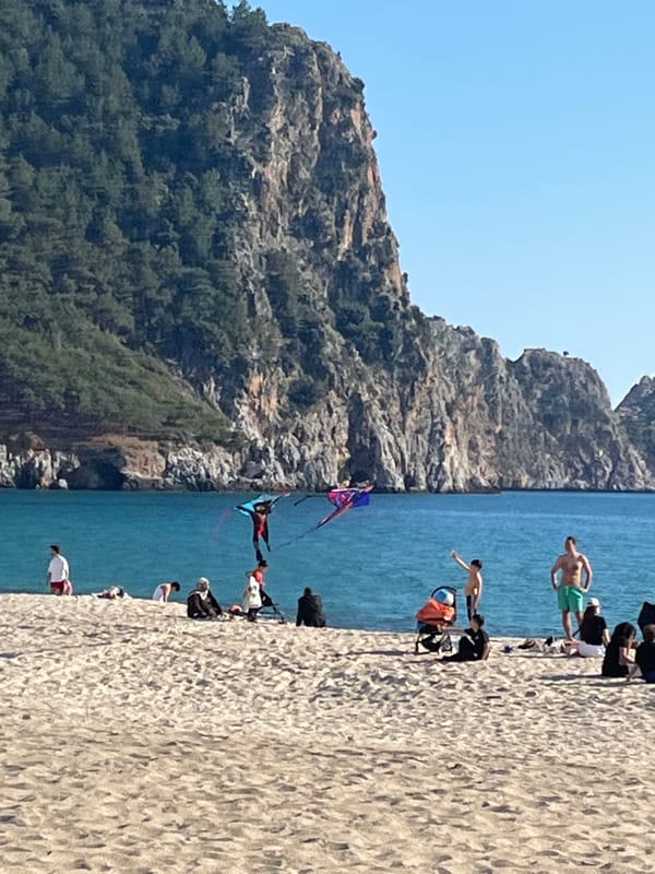 Spring afternoon scenes captured at Cleopatra Beach, Alanya