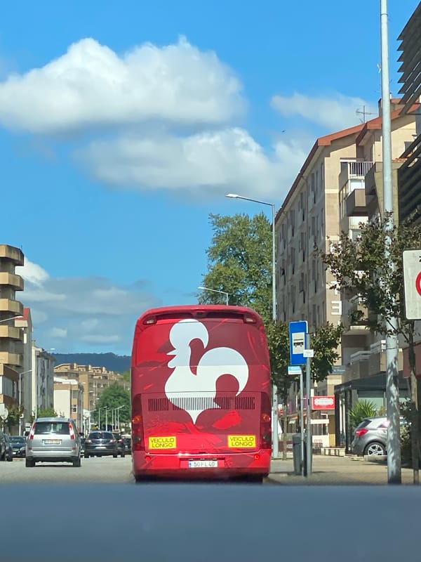 Tourist stroll through historic Barcelos captures iconic roosters, architecture