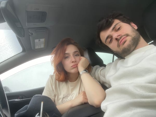 Couple shares tender moment during rainy day in Georgia