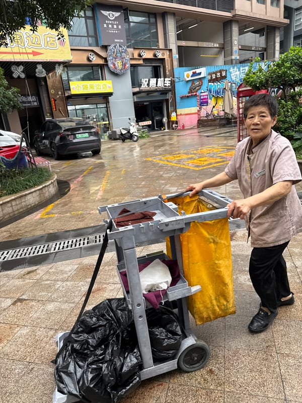 Early morning street life documented across two Chinese districts
