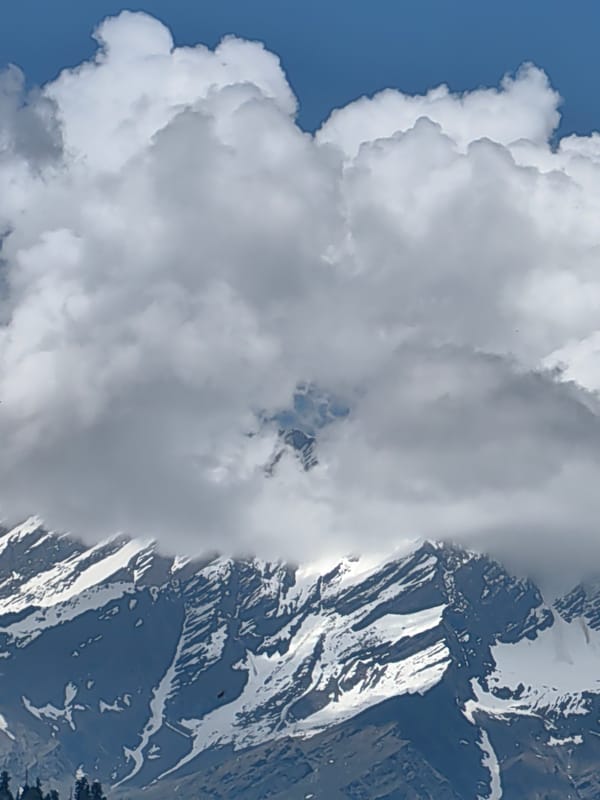Morning wander through Vashisht village with Himalayan views