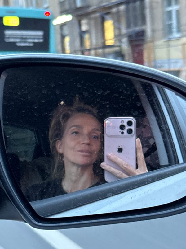 Evening drive through Saint Petersburg's residential streets