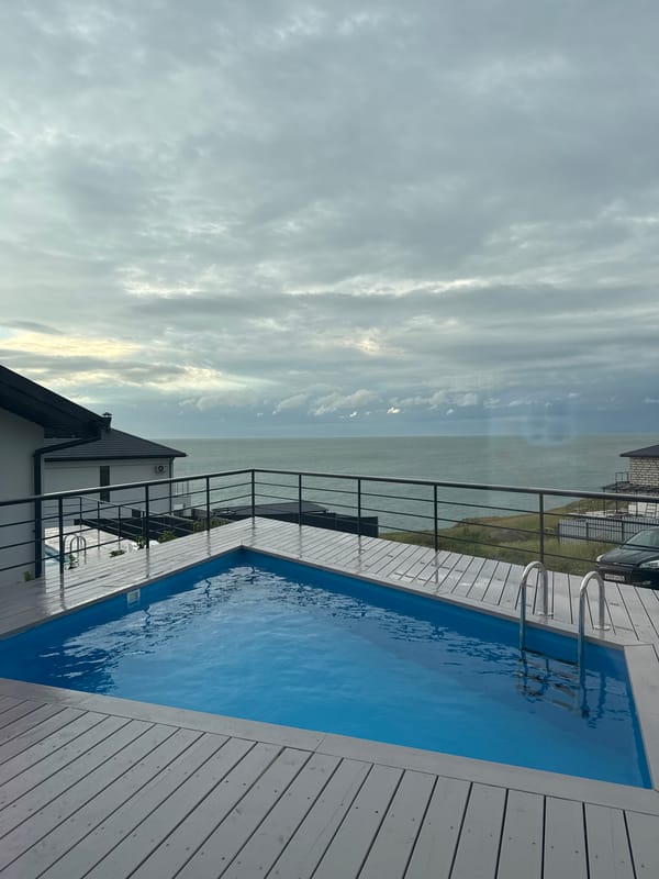 Seaside vacation memories captured in Ukrainian coastal village
