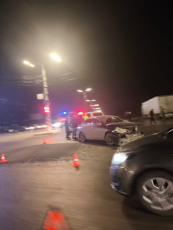 Two-car accident reported in Izhevsk with traffic cones deployed