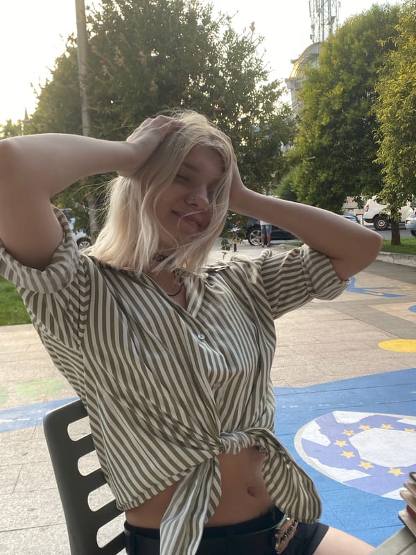 Afternoon stroll through Podgorica streets includes puppy encounter