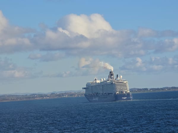 Cruise ship spotted sailing off Stavanger coast