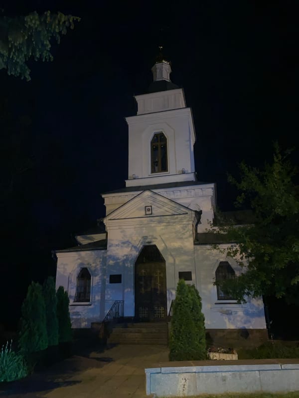 Evening stroll documented through nighttime Poltava streets and cafes