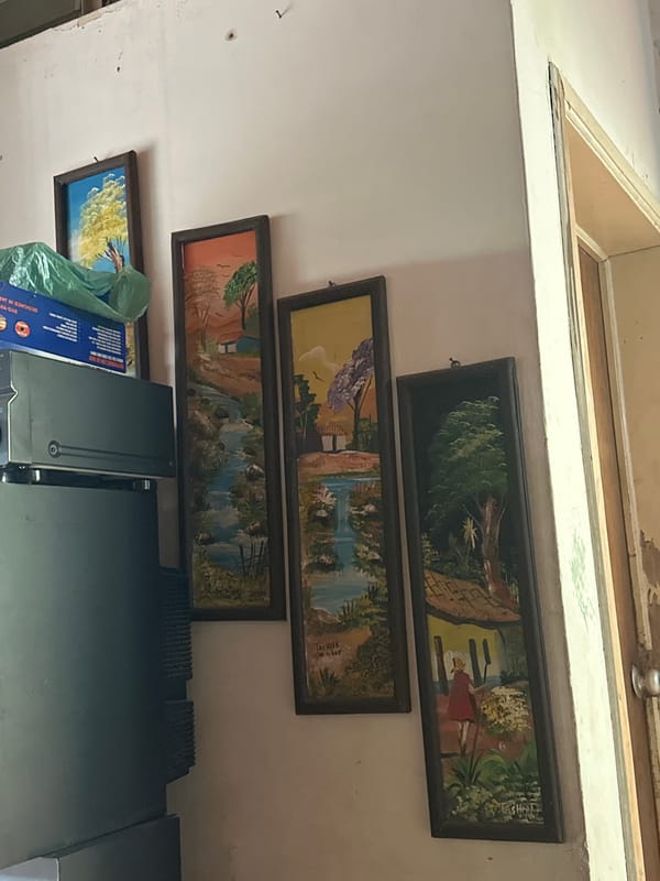Afternoon domestic life documented inside Juan Griego home