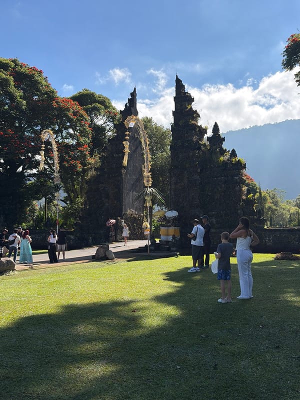 Morning tour through Sukasada's temple grounds and cafe stop