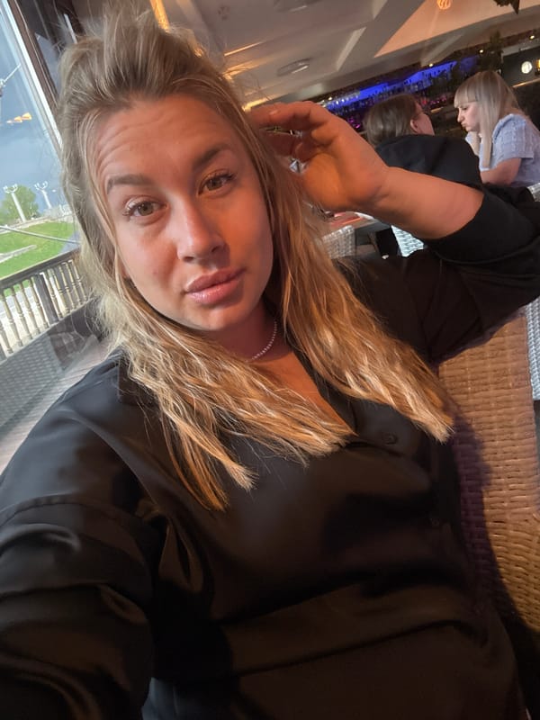 Everyday moments documented in Veliky Novgorod cafes and mirrors