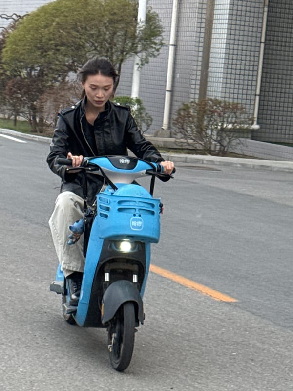 Morning commute activity observed in Zhongtun, China