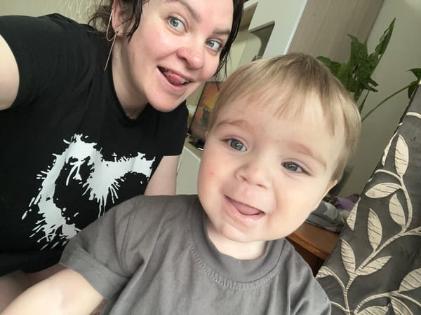 Morning family moments captured in Perm home with cat