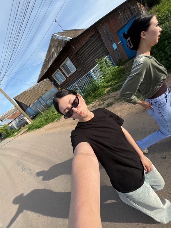 A lazy afternoon in Foki, indoors and out.
