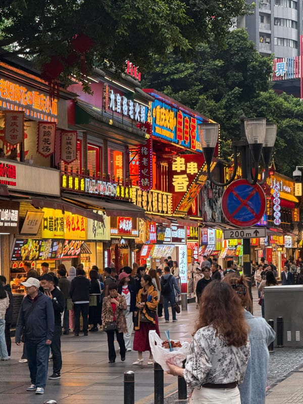 Morning street life unfolds in Chongqing's Yuzhong District