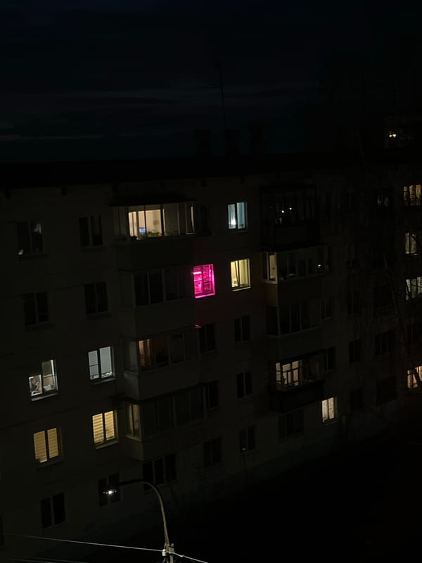 Evening photo session documented in Chaikovsky, Russia