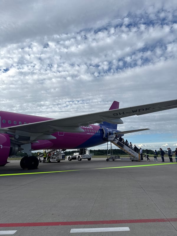 Wizz Air boarding process at Memmingen Airport, Germany