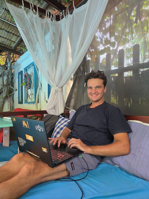 Morning leisure activities documented across Mũi Né, Vietnam locations