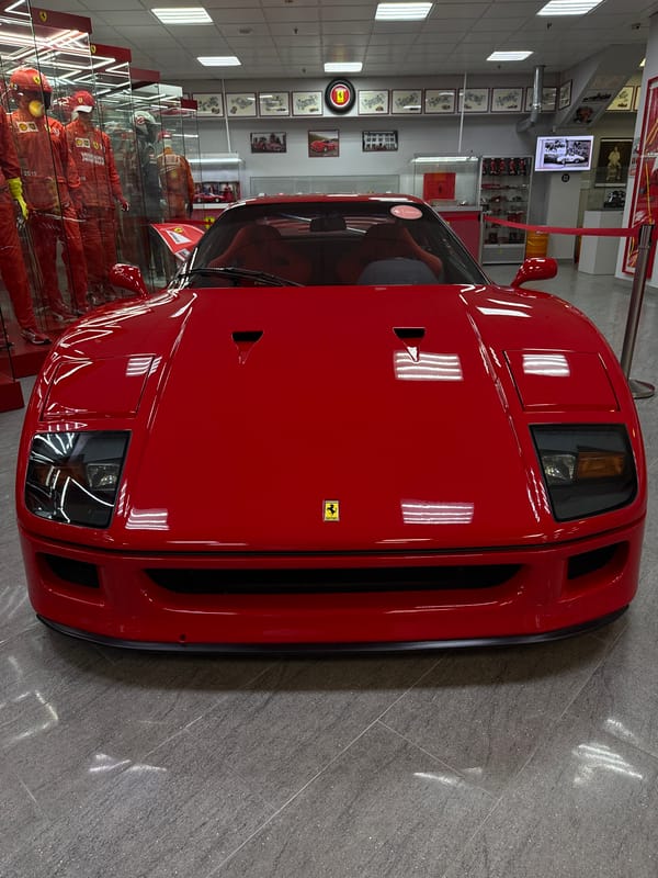 Classic car exhibition documented in Sochi automotive museum