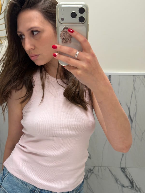 Outfit shots and dog walk on a Khimki morning