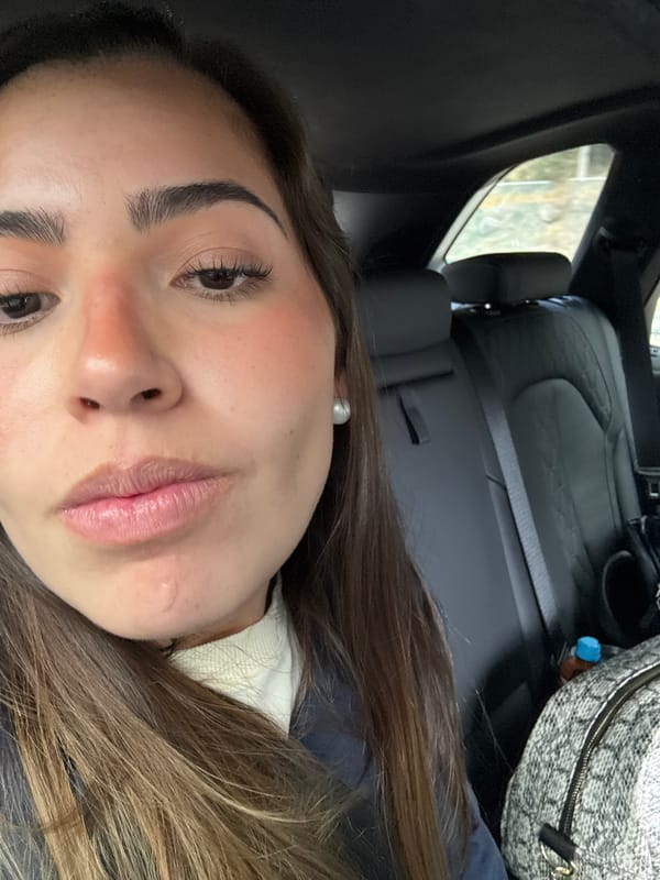 Women photographed in vehicles near Mexico City