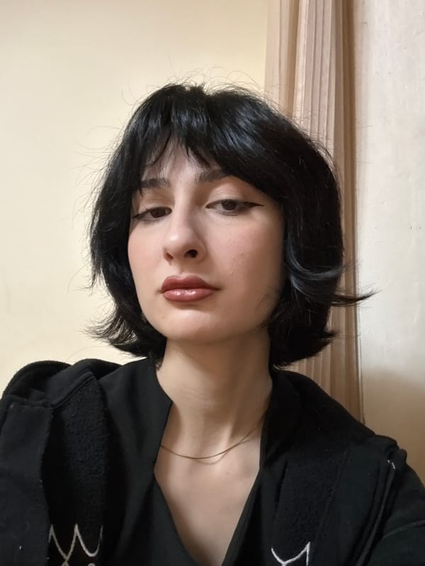 Dawn photography session captures Yerevan cityscape and portrait