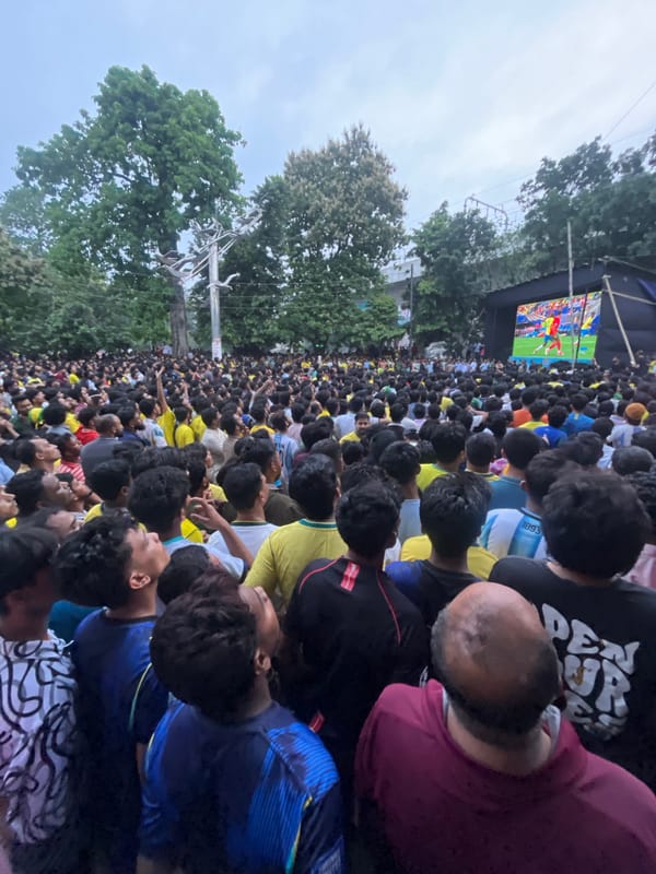 Public World Cup viewing draws crowds in Dhaka streets